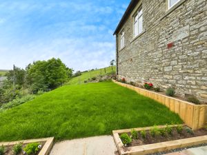 Photo 26- click for photo gallery